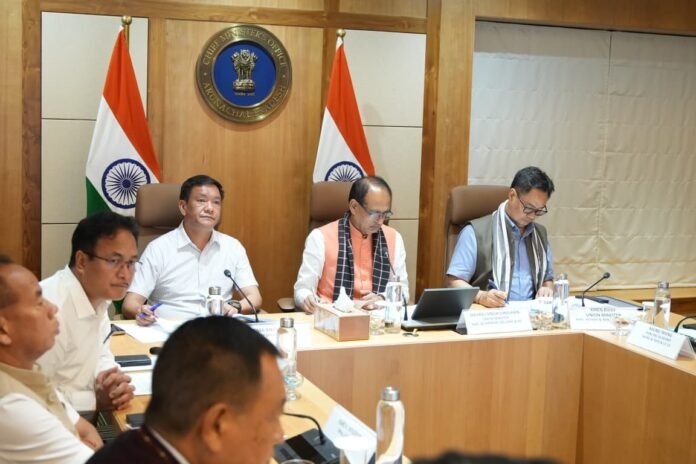 Shivraj Singh met with sisters and the public to listen to their grievances.