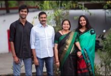 Sp विशेष शाखा सागर दिनेश कौशल के दोनों बच्चों ने रचा सफलता का नया इतिहास- बेटे ने *आईआईटी दिल्ली से इंजीनियरिंग और बेटी ने की लखनऊ से MBBS