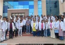 आयुष इंटर्न स्टाइपेंड बढ़ाने की मांग को लेकर प्रदेश भर के इंटर्न डॉक्टरों एवं छात्रों ने मुख्यमंत्री,आयुष मंत्री,जिलाधीश, एवं अन्य पदाधिकारीयों को सौंपा ज्ञापन