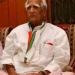 स्मृति शेष: श्रीनिवास तिवारी ,एक आम आदमी का जननायक बन जाना..!
