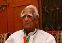 स्मृति शेष: श्रीनिवास तिवारी ,एक आम आदमी का जननायक बन जाना..!